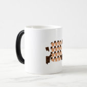 Hand holding a piece of Valentine's chocolate モーフィングマグカップ (正面左)