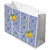Hand-painted Italian tiles Amalfi blue & lemons ラージペーパーバッグ (裏面アングル)