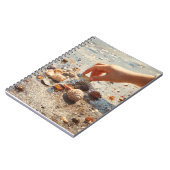 Hand Picking Seashells Beach Notebook ノートブック (左側)
