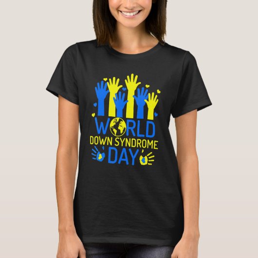 Hand Print Socks World Down Syndrome Awareness Day Tシャツ (正面)