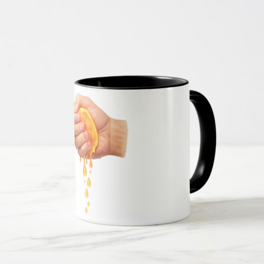 “Hand Squeezing Juicy Orange – Fresh Citrus Mug” マグカップ (正面右)
