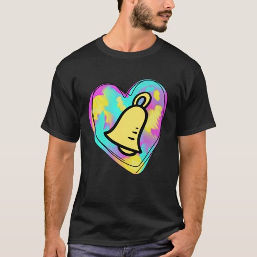 Handbell Ringer Multicolored Painted Heart Tシャツ (正面)