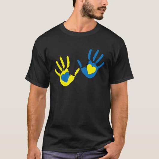 hands heart world down syndrome day awareness slog tシャツ (正面)