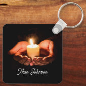 Hands Holding Lighted Candle with Bible message Ke キーホルダー (裏面)