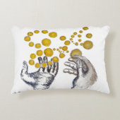 Hands Outstretched with Golden Globes アクセントクッション (正面)