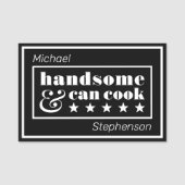 Handsome & Can Cook Black Typography Father's Day 名札 (正面)