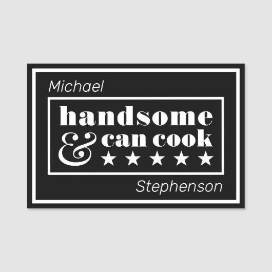 Handsome & Can Cook Black Typography Father's Day 名札 (正面)