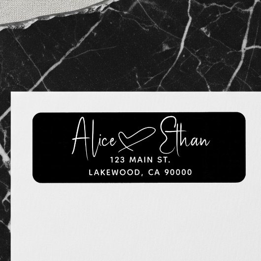 Handwritten Script Heart Modern Black ラベル