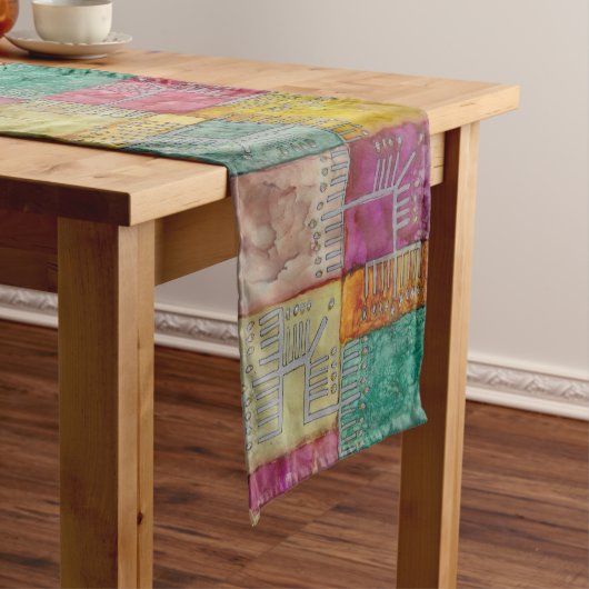 Hanukkah "Lots A Menorahs" 14 x 72 ショートテーブルランナー (インサイチュ)