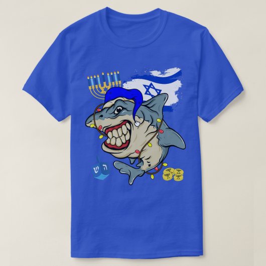 Hanukkah Shark Jewish Holiday Menorah Chanukah Des Tシャツ (デザイン正面)