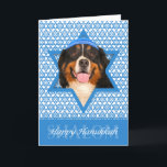 Hanukkah Star of David - Bernese Mountain Dog シーズンカード<br><div class="desc">ことわざハッピーハヌカーは、ダビデの星に囲まれた山鹿を着たこのベルネーゼの山犬よりもおもしろいを高めることができる。このお洒落休日のデザインは、他の愛犬家だけでなく、あなたの友人や家族を喜ばせるだろう。このデザインは100種類以上の犬種で利用可能。あなたもしは犬の品種を見ないもしか、このデザインで自分の犬が欲しいか、私だけ。このデザインのバージョンも自分の写真をにアップロードできる。</div>