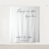 Happily Ever After Begins Here Wedding Backdrop  タペストリー (正面)