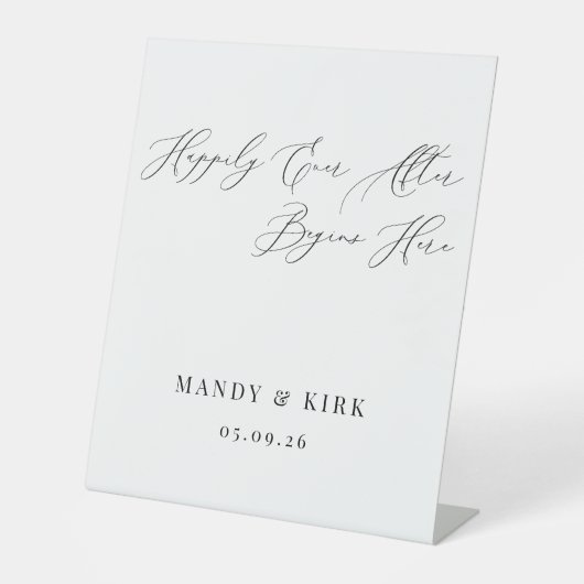Happily Ever After Begins Here Wedding Backdrop  台座サイン (正面)