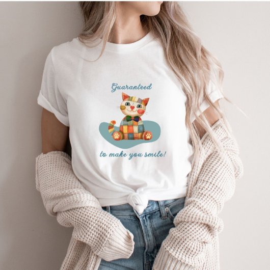 Happy カラフル Cat Conversation Starter Tシャツ