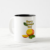 Happy 祝 Mango Day：ジューシーなマンゴーB ツートーンマグカップ (正面左)