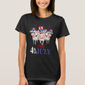 Happy 4th Of July American Flag Three Cute Cows Fi Tシャツ (正面)