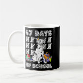 Happy 67 Days School Cute Dog 67 Days Smarter Stud コーヒーマグカップ (左)