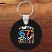Happy 67th Day Of 3rd Grade Teachers 67 Days Of Sc キーホルダー (正面)