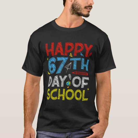 Happy 67th Day Of School - Funny Students Teachers Tシャツ (正面)