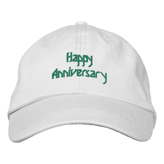 Happy Anniversary カスタムテキスト 白 刺繍入りキャップ (正面)