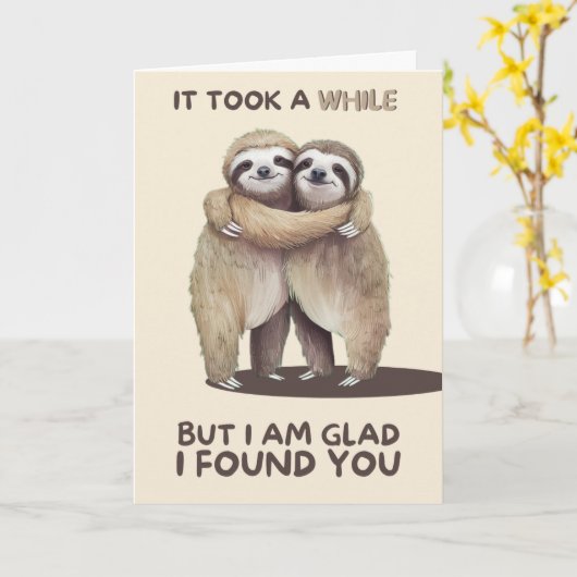 Happy Anniversary Cute Funny Simple Sloth Card カード (黄色い花)