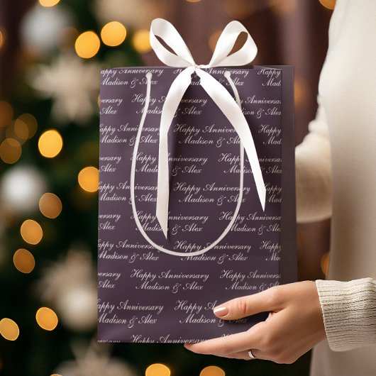 Happy Anniversary Script with Name Plum ミディアムペーパーバッグ