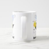 Happy bee princess with crown and shagon Bee Kind ジャンボコーヒーマグカップ (裏面)