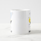 Happy bee princess with crown and shagon Bee Kind ジャンボコーヒーマグカップ (正面)