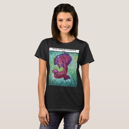 Happy betta fish enjoying his home tシャツ (正面フル)