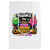 Happy Birthday Celebration Gift Bag – Cute Cartoon ミディアムペーパーバッグ (裏面)
