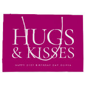 Happy Birthday Day Any Age Hugs & Kisses Pink ラージペーパーバッグ (裏面)