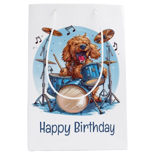 Happy Birthday Goldendoodle Dog Playing Drums ミディアムペーパーバッグ (正面)