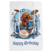 Happy Birthday Goldendoodle Dog Playing Drums ミディアムペーパーバッグ (裏面)
