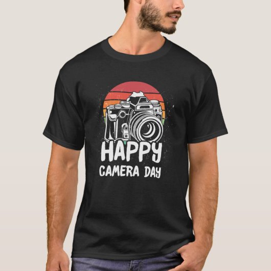 Happy Camera Day Photo  for Photographers and Phot Tシャツ (正面)