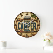 Happy Camper RV Adventure Gift Rustic Cabin ラージ壁時計 (ホーム)