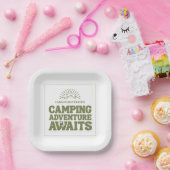 Happy Camping Adventure Awaits Kids Birthday ペーパープレート (パーティー)
