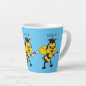 Happy cartoon bee graduation カフェラテマグ (右アングル)