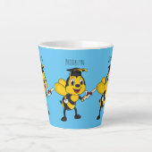 Happy cartoon bee graduation カフェラテマグ (正面)