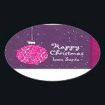 Happy Christmas sparkle bauble gift sticker 楕円形シール<br><div class="desc">グリッターツリー装飾スタイルステッカーあなたのギフトに追加する。デザインはサラ・トレット。</div>