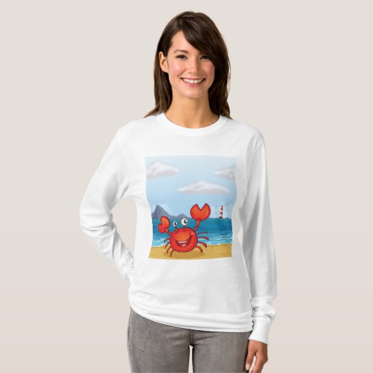 Happy Crab on Beach with Lighthouse Tシャツ (正面フル)