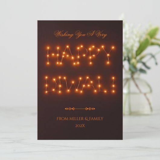Happy Diwali Warm String Lights Typography Art シーズンカード (スタンド正面)