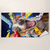 Happy Dog Party Blowers ビーチタオル (正面)