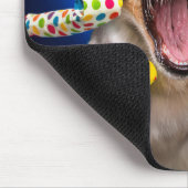 Happy Dog Party Blowers マウスパッド (コーナー)