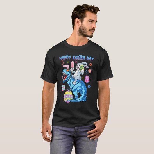 Happy Easter Day Funny Graphic Cute Bunny Riding D Tシャツ (正面フル)