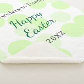 Happy Easter gray green polka dots family name シェルパブランケット (3/4)