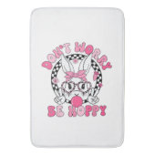 Happy Easter Groovy Bunny Face Don't Worry Be Hopp バスマット (正面縦)