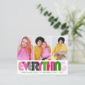 Happy Everythingカラフルタイポグラフィモダン写真 シーズンポストカード (スタンド正面)