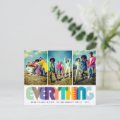 Happy Everythingカラフルタイポグラフィモダン写真 シーズンポストカード (スタンド正面)