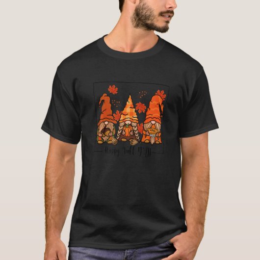 Happy Fall Yall Gnomes  Autumn Fall Gnomes Tシャツ (正面)