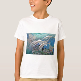 Happy_Family_-_Dolphins_Are_Awesome.JPG Tシャツ